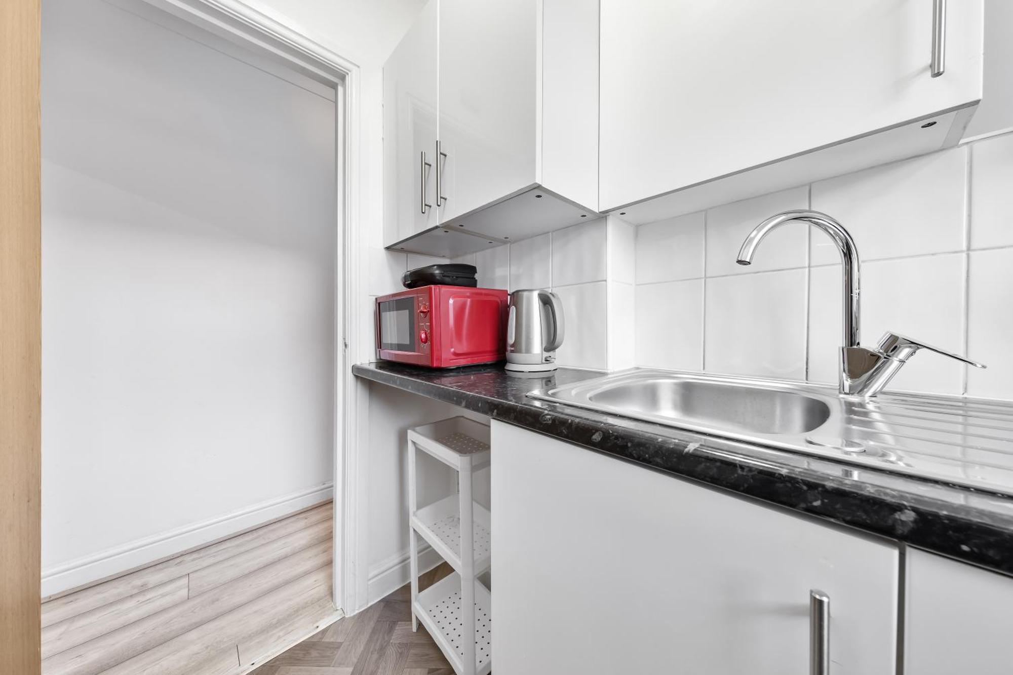 Green Hype - 10 Mins To Stadium - Sleeps 8 London Exterior photo
