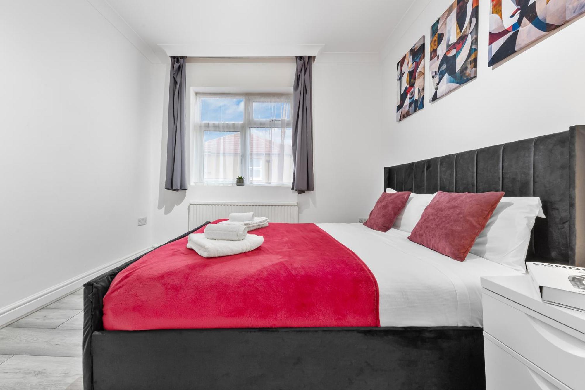 Green Hype - 10 Mins To Stadium - Sleeps 8 London Exterior photo