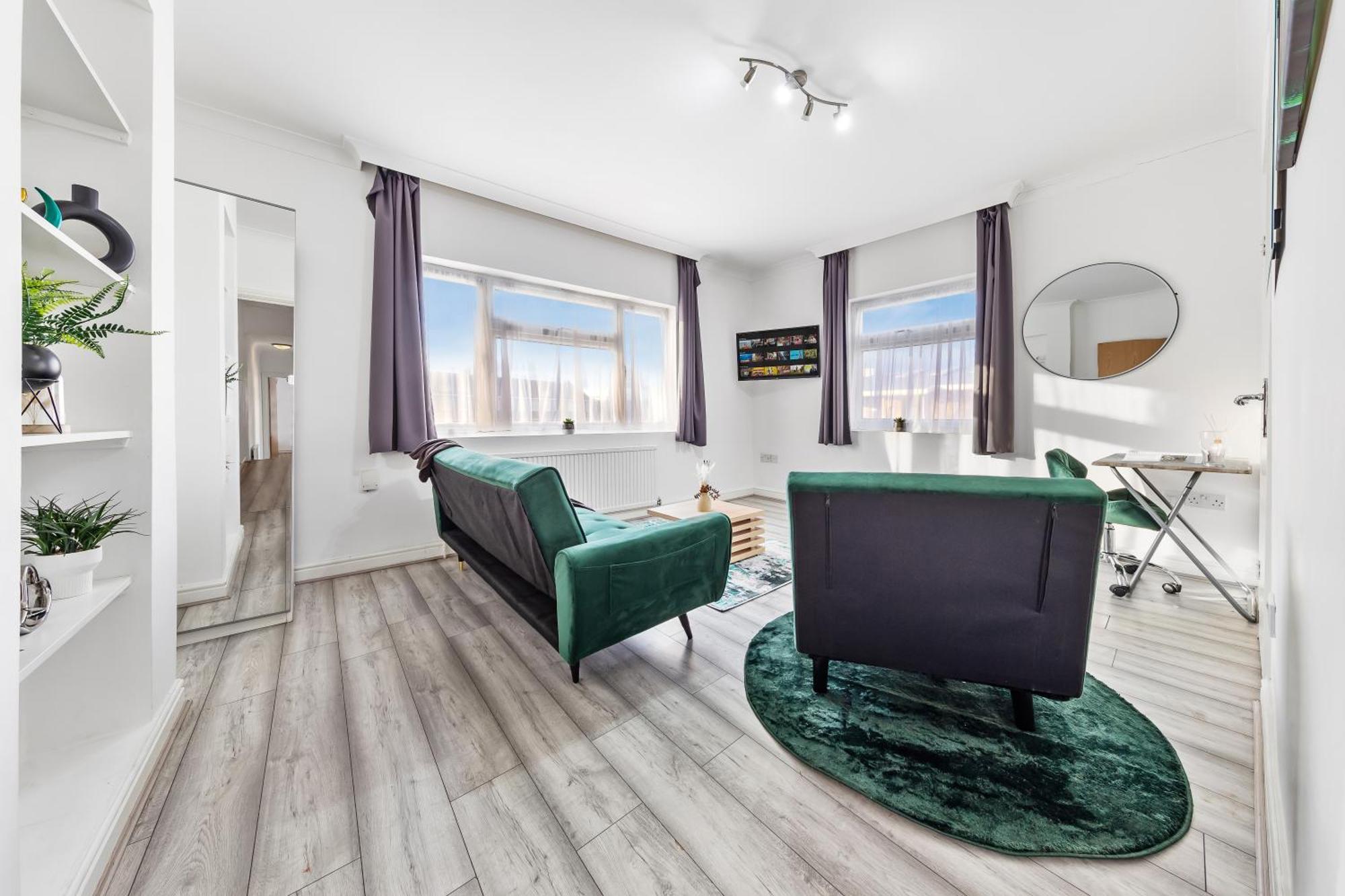 Green Hype - 10 Mins To Stadium - Sleeps 8 London Exterior photo