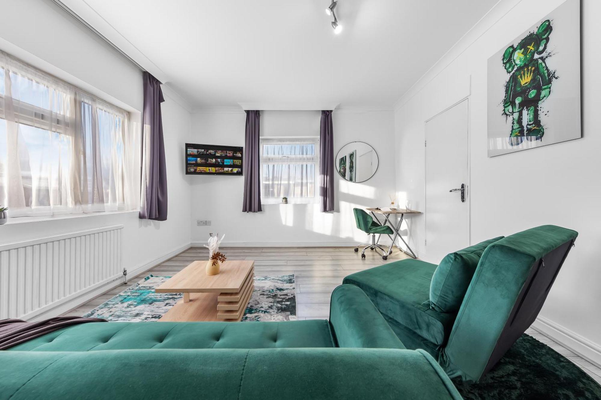 Green Hype - 10 Mins To Stadium - Sleeps 8 London Exterior photo