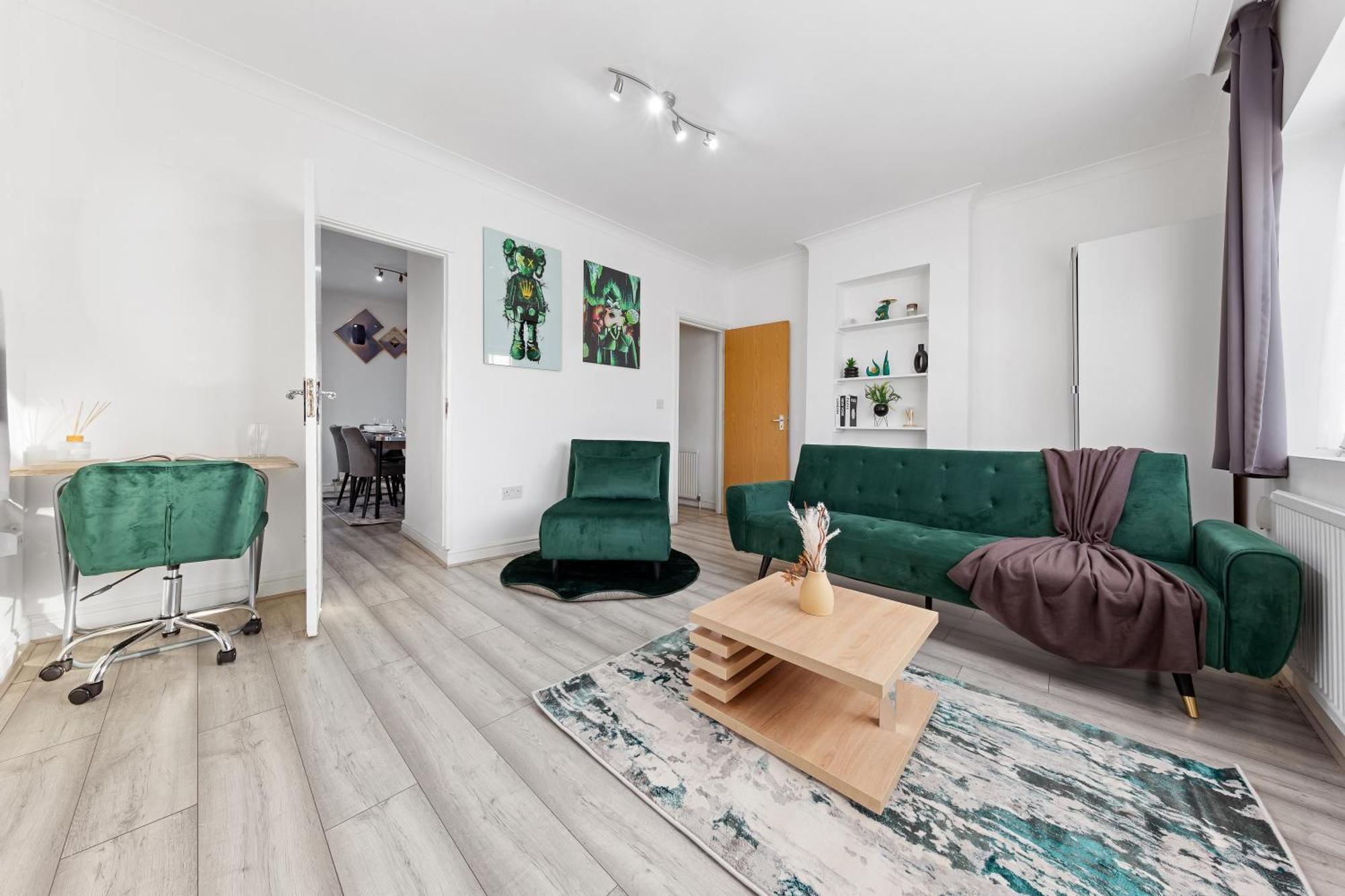 Green Hype - 10 Mins To Stadium - Sleeps 8 London Exterior photo